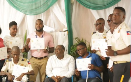 Une cinquantaine de policiers et personnels administratifs formés en langue des signes