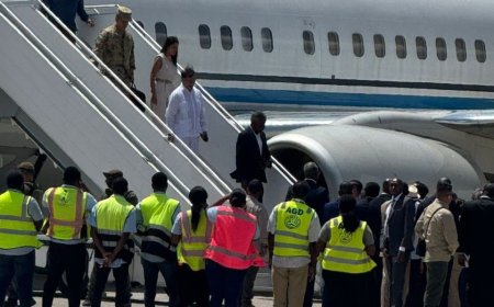 Gustavo Petro arrive à Port-au-Prince