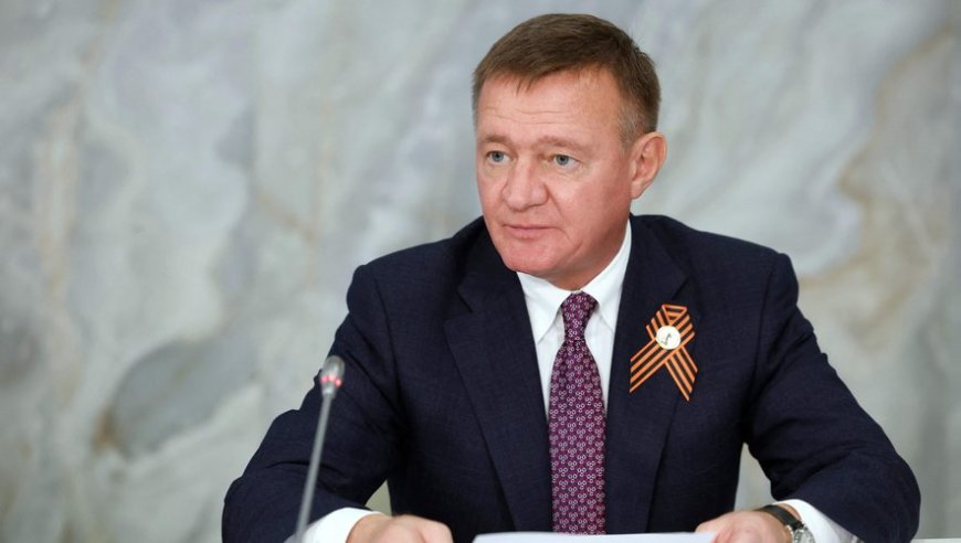 Russie : un ministre limogé lundi par Vladimir Poutine s'est « suicidé »