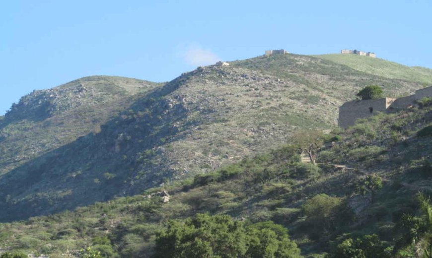 Insécurité | Marchand Dessalines attaquée, le commissariat de police incendié