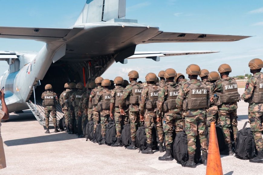 Une vingtaine de soldats des FAd'H voyagent à Martinique pour une formation